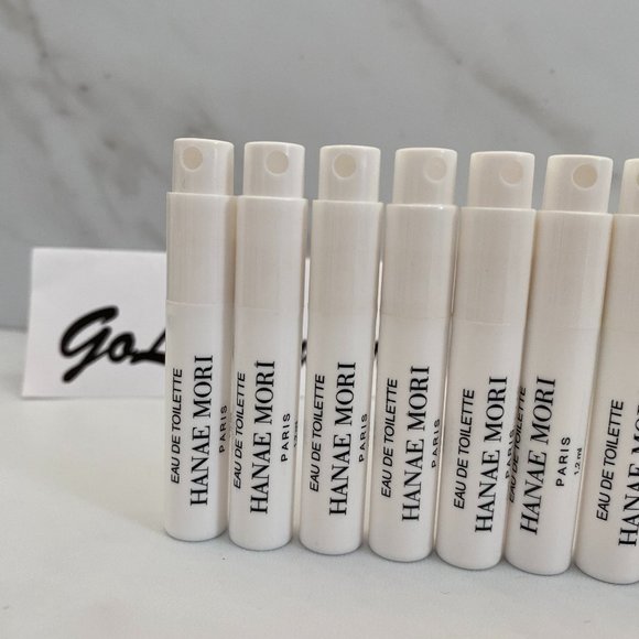 Hanae Mori Butterfly EDT Travel Spray 1.2ml X 14 - Picture 2 of 3